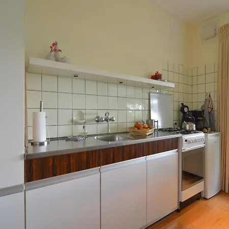 Relax, Explore, And Dine In Aalten IJzerlo