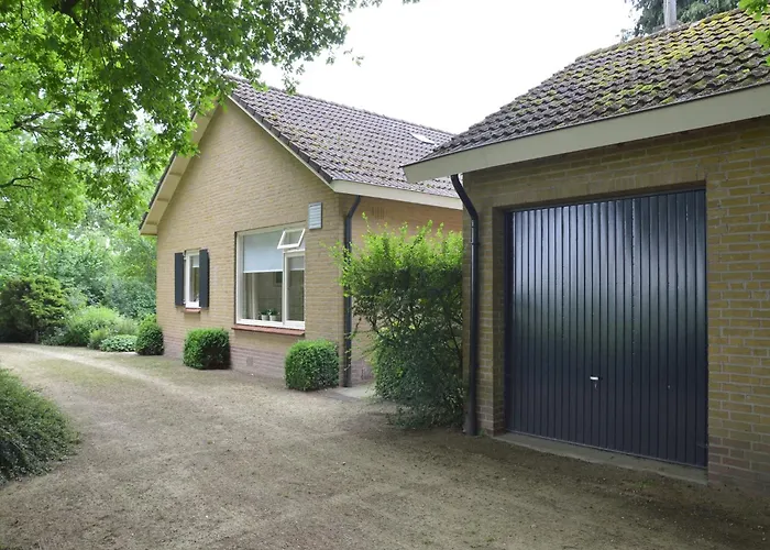 Vakantiehuis Relax, Explore, And Dine In Aalten
